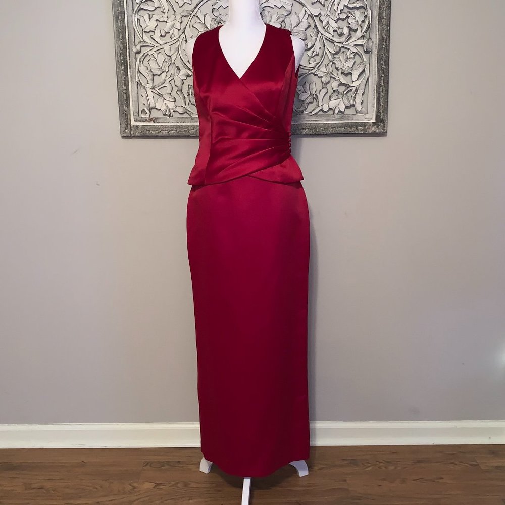 LIKW NEW ALFRED SUNG Holiday Red 2 Piece Gown